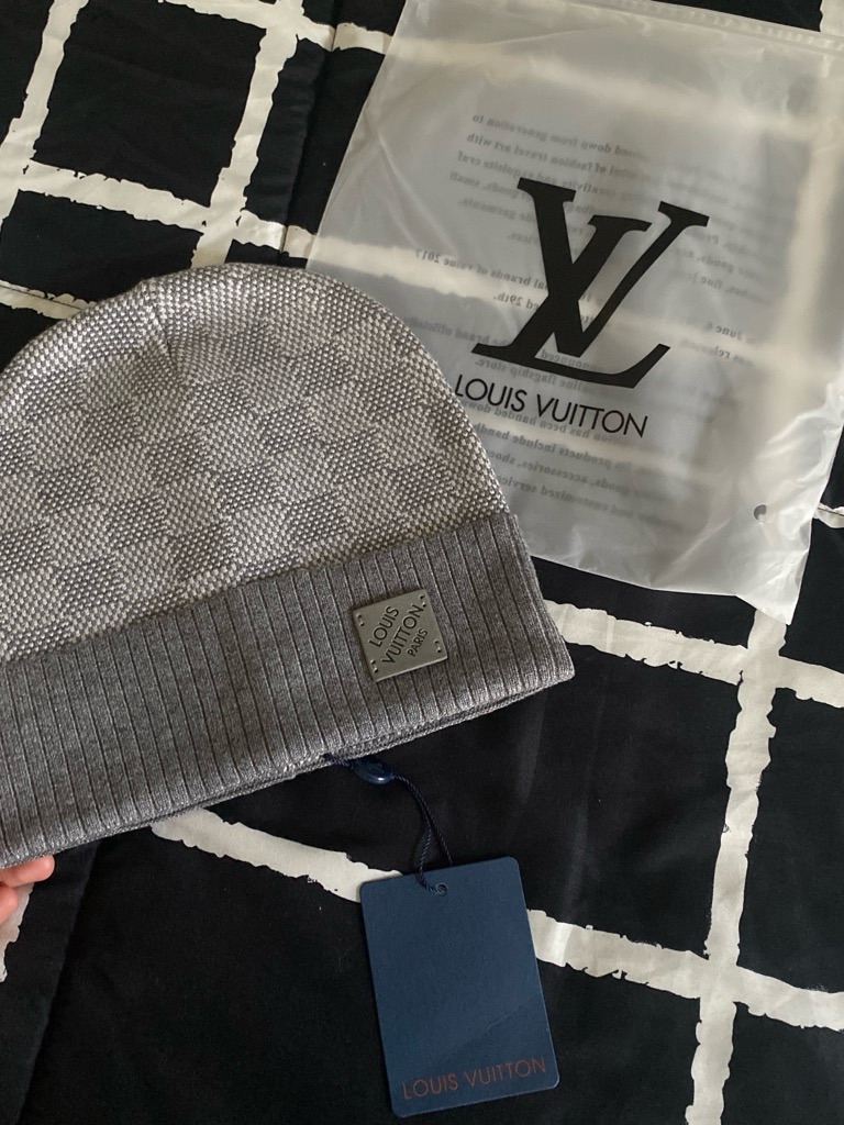 Louis Vuitton Grey Knit Beanie With Logo Plaque
